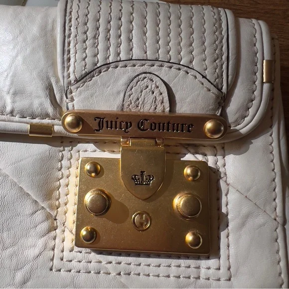JUICY COUTURE Vintage Cream Off White Soft Leather Gold tone Magnetic Clutch Bag - Picture 4 of 12